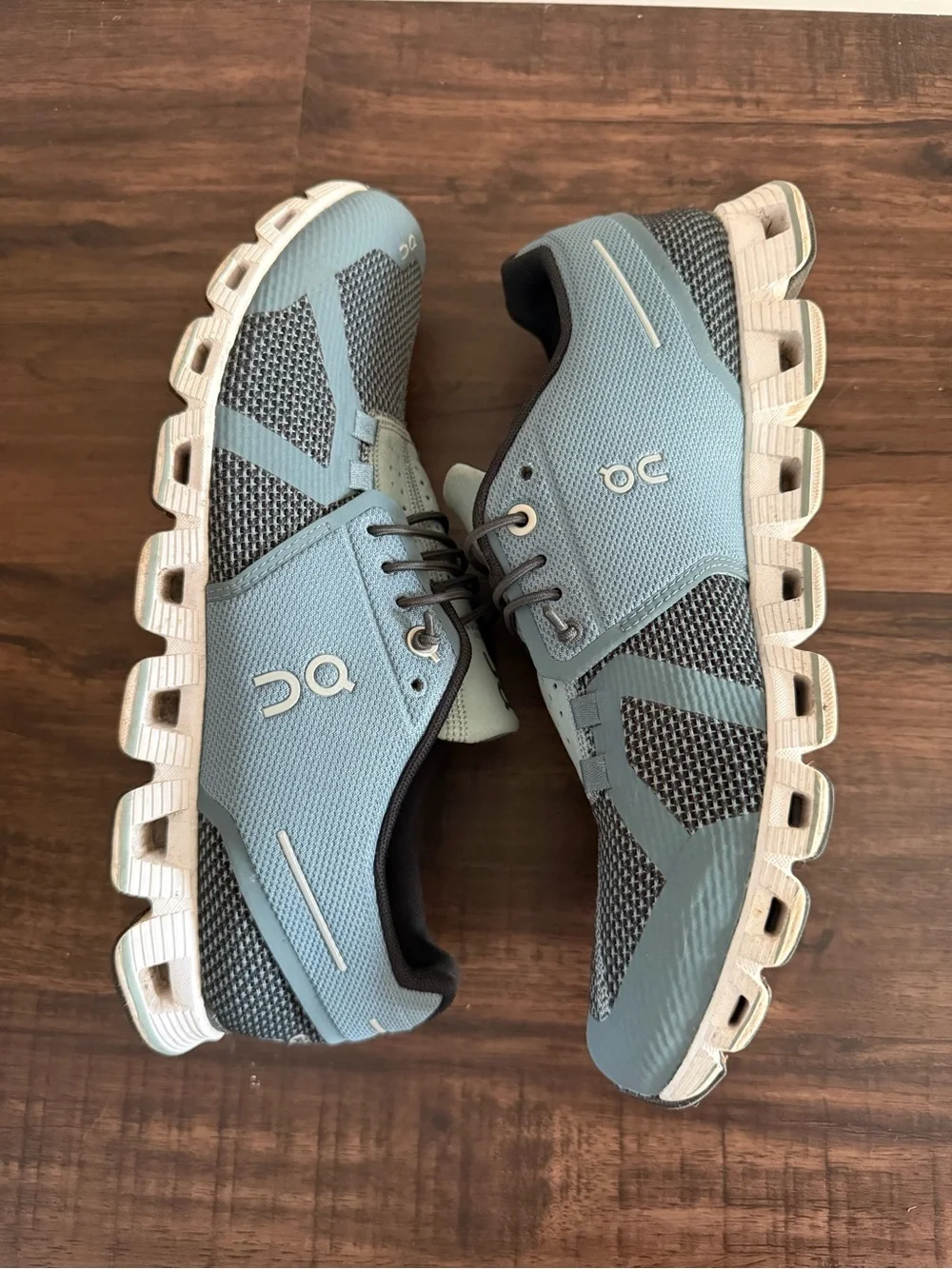 On Cloud 2.0 Women’s Running Shoes Size 9.5 Blue Gray